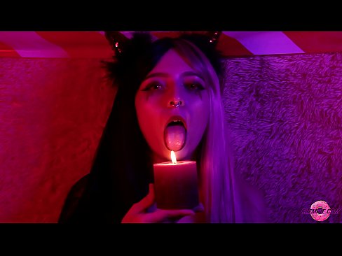 ❤️ Passionéierte Blowjob vum Sexy Succubus mat Mond Erfëllung ❌ Russesch Porno bei eis ﹏